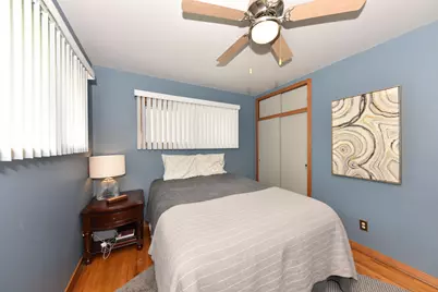 10136 W Manitoba St, West Allis, WI 53227 - Photo 18