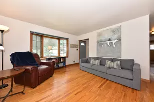 10136 W Manitoba St, West Allis, WI 53227 - Photo 4