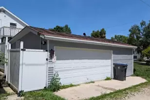 717 W 3rd St, Waldo, WI 53093 - Photo 24