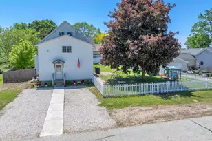 717 W 3rd St, Waldo, WI 53093 - Photo 28