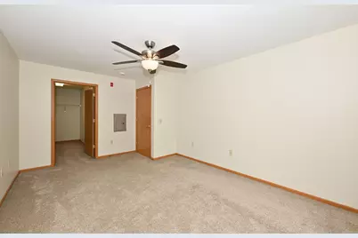 W1062  Marietta Ave #305, Ixonia, WI 53036 - Photo 20