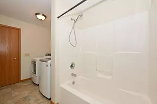 W1062 Marietta Ave, Ixonia, WI 53036 - Photo 18