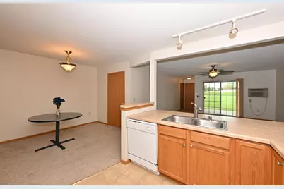 W1062  Marietta Ave #305, Ixonia, WI 53036 - Photo 14