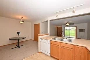W1062 Marietta Ave, Ixonia, WI 53036 - Photo 14