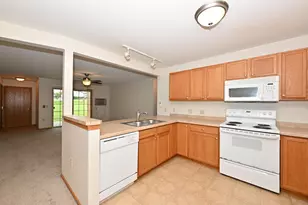 W1062 Marietta Ave, Ixonia, WI 53036 - Photo 12