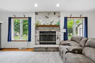 925 E Fitzsimmons Rd, Oak Creek, WI 53154 - Photo 6