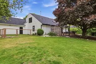 423 Bron Derw Ct, Wales, WI 53183 - Photo 38