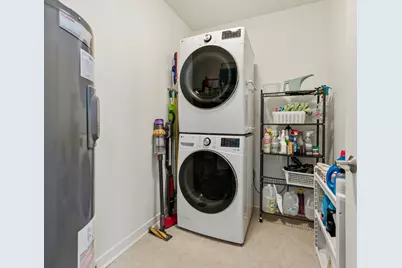 1522 N Prospect Ave #1704, Milwaukee, WI 53202 - Photo 22