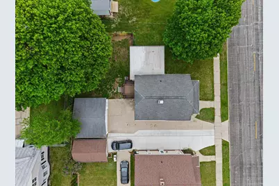 812  New York Ave, Manitowoc, WI 54220 - Photo 30