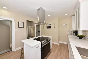 4306 N 21st St, Milwaukee, WI 53209 - Photo 10