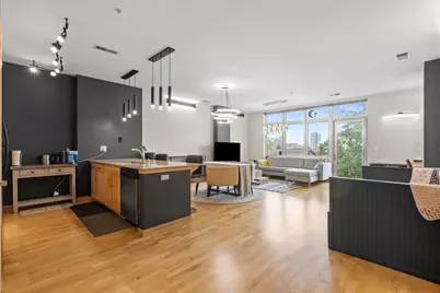 601 E Ogden Ave #405, Milwaukee, WI 53202 - Photo 18