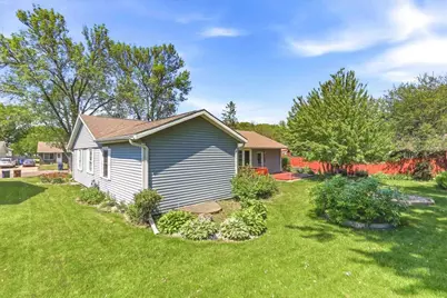 1614  Monroe St, Onalaska, WI 54650 - Photo 56