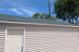 3130 S Clement Ave, Milwaukee, WI 53207 - Photo 18