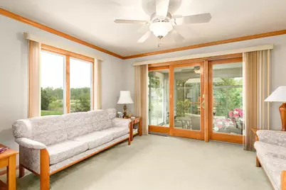 W173N7932  Bluejay Ct, Menomonee Falls, WI 53051 - Photo 18