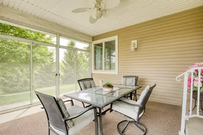 W173N7932  Bluejay Ct, Menomonee Falls, WI 53051 - Photo 20