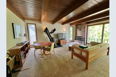 3009  Chatham St, Racine, WI 53402 - Photo 36