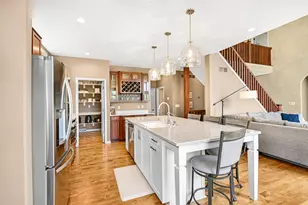 W218N5455 Taylors Woods Dr, Menomonee Falls, WI 53051 - Photo 10