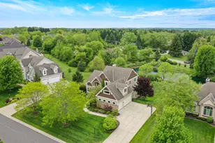 W218N5455 Taylors Woods Dr, Menomonee Falls, WI 53051 - Photo 44