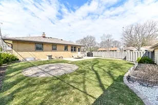 4404 S 63rd St, Greenfield, WI 53220 - Photo 26