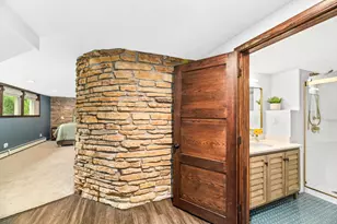 N63W15819 Claremore Cir, Menomonee Falls, WI 53051 - Photo 24