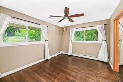 N63W15819  Claremore Cir, Menomonee Falls, WI 53051 - Photo 20