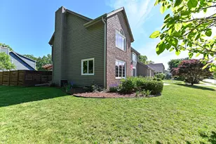 3418 Ridgeline Dr, Waukesha, WI 53188 - Photo 2