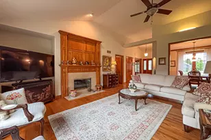 N22W26746 Shooting Star Rd, Pewaukee, WI 53072 - Photo 12