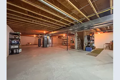 N22W26746  Shooting Star Rd, Pewaukee, WI 53072 - Photo 32