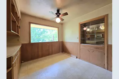 3245 N 129th St, Brookfield, WI 53005 - Photo 6