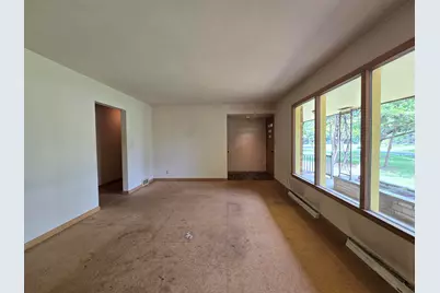 3245 N 129th St, Brookfield, WI 53005 - Photo 12