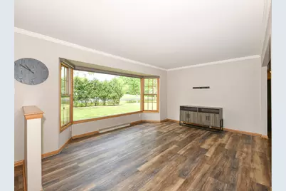 1900 N 166th St, Brookfield, WI 53005 - Photo 6