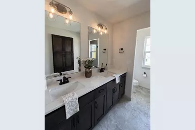 S54 W25487  Pebble Brook Ct, Waukesha, WI 53189 - Photo 12