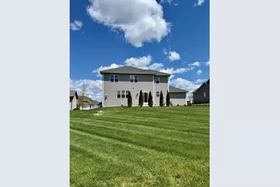 S54 W25487  Pebble Brook Ct, Waukesha, WI 53189 - Photo 36