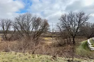 S54W25487 Pebble Brk Ct, Waukesha, WI 53189 - Photo 38