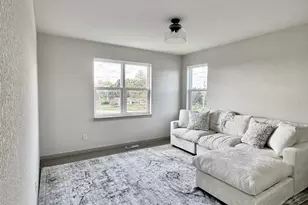 S54W25487 Pebble Brk Ct, Waukesha, WI 53189 - Photo 26