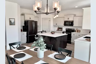 S54 W25487  Pebble Brook Ct, Waukesha, WI 53189 - Photo 6
