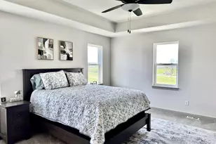S54W25487 Pebble Brk Ct, Waukesha, WI 53189 - Photo 18