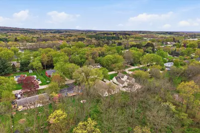 1015 W Devonshire Rd, Delafield, WI 53018 - Photo 48