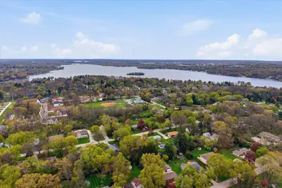 1015 W Devonshire Rd, Delafield, WI 53018 - Photo 54