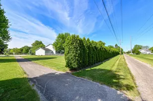 S79W15547 Foxboro Pl, Muskego, WI 53150 - Photo 56