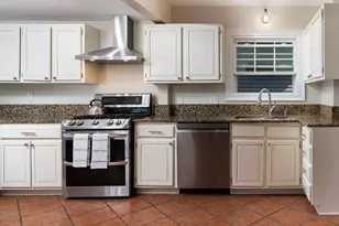 2131 N 91st St, Wauwatosa, WI 53226 - Photo 24