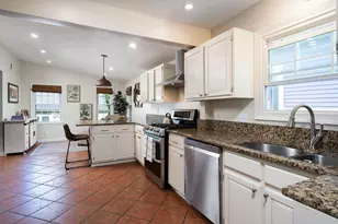 2131 N 91st St, Wauwatosa, WI 53226 - Photo 26