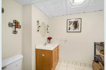 1666  Dellwood Ct, Grafton, WI 53024 - Photo 14