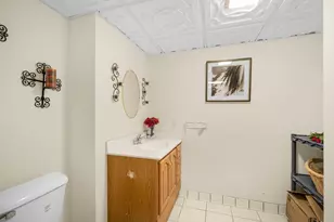 1666 Dellwood Ct, Grafton, WI 53024 - Photo 14