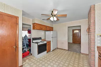 4808 S 24th St, Milwaukee, WI 53221 - Photo 6