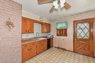 4808 S 24th St, Milwaukee, WI 53221 - Photo 8