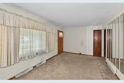 4808 S 24th St, Milwaukee, WI 53221 - Photo 4