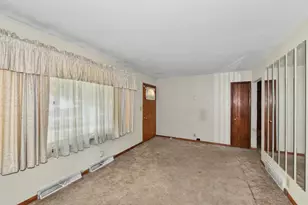 4808 S 24th St, Milwaukee, WI 53221 - Photo 4