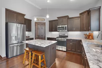 1534  Fay Ln, Oconomowoc, WI 53066 - Photo 12