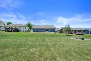 230 Thurow Dr, Oconomowoc, WI 53066 - Photo 24